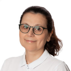 Борнова Юлия Петровна, стоматолог-терапевт