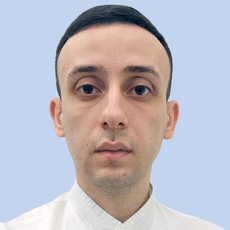 Акопян Артем Радикович, стоматолог-терапевт