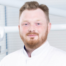 Кораблев Дмитрий Станиславович, стоматолог-хирург