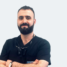 Мнацаканян Арам Грантович, стоматолог-терапевт