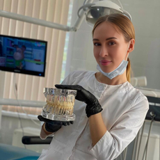 Папай Анна Константиновна, стоматолог-терапевт