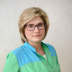 Тихонова Анна Андреевна, стоматолог-терапевт
