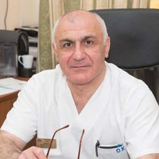 Оганесян Карен Суренович, хирург