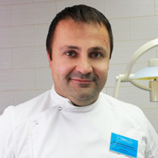 Абгарян Армен Ваникович, стоматолог-хирург