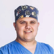 Леонтьев Виктор Вячеславович, стоматолог-терапевт