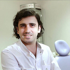 Казарян Артур Мкртычевич, стоматолог-терапевт