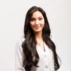 Степанова Дарья Петровна, офтальмолог