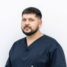 Бондаренко Дмитрий Александрович, стоматолог-хирург