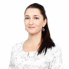 Ефремова Екатерина Вячеславовна, стоматолог-терапевт