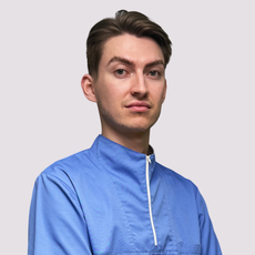 Узбеков Рустем Фаилевич, стоматолог-терапевт