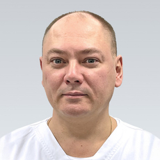 Лопарев Евгений Александрович, стоматолог-хирург