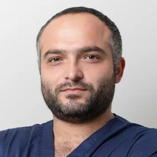 Идаятов Заур Саруханович, стоматолог-хирург