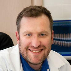 Снитковский Аркадий Александрович, стоматолог-терапевт