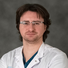 Сафонов Максим Олегович, стоматолог-терапевт