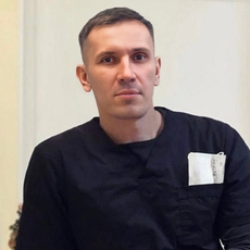 Дубовской Александр Михайлович, стоматолог-терапевт