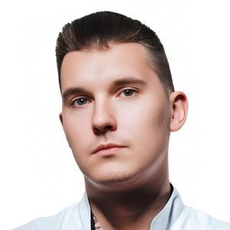 Чернаков Александр Сергеевич, офтальмолог-хирург