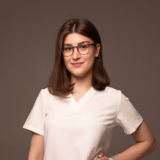 Коркунова Анастасия Алексеевна, стоматолог-терапевт