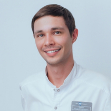 Бурцев Андрей Сергеевич, стоматолог-хирург