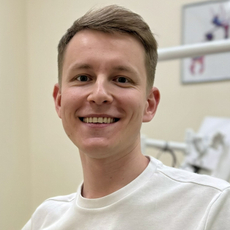 Семенов Алексей Андреевич, стоматолог-терапевт