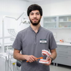 Муслимов Ариф Вагифович, стоматологический гигиенист