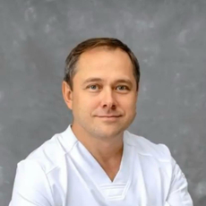 Семенов Олег Евгеньевич, стоматолог-хирург