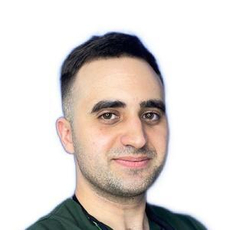 Островский Ханан Давидович, стоматолог-хирург