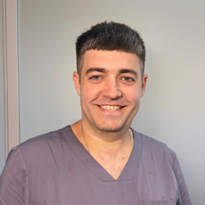 Ноздрачев Василий Геннадьевич, стоматолог-хирург