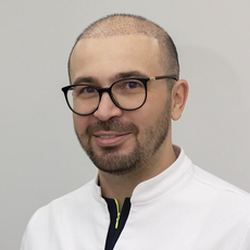 Беретарь Руслан Батырбиевич, пластический хирург