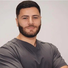 Матевосян Давид Арамович, стоматолог-ортопед