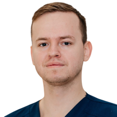 Низамов Руслан Альбертович, стоматолог-хирург