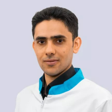 Фархан Айман Мохаммед, ортопед