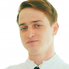 Волынец Андрей Сергеевич, стоматолог-терапевт