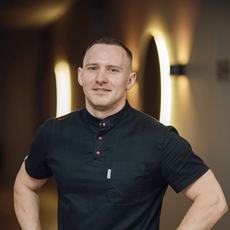 Мальцев Артём Васильевич, массажист