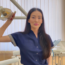 Страхова Ксения Сергеевна, стоматолог-терапевт