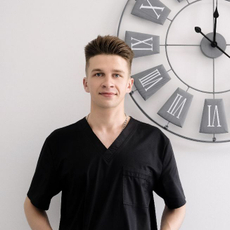 Голощапов Роман Дмитриевич, массажист