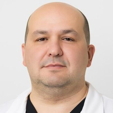 Валиулин Ильяс Наильевич, хирург