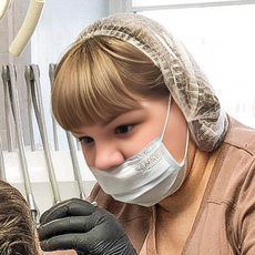 Комиссарук Ангелина Александровна, стоматолог-терапевт