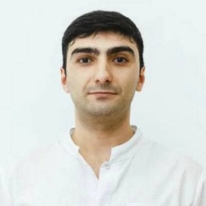 Карапетян Корюн Лерникович, стоматолог-хирург