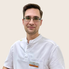 Новиков Руслан Николаевич, стоматолог-терапевт