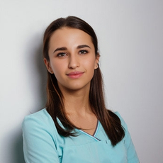 Азаренко Виктория Андреевна, стоматолог-терапевт