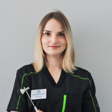 Леонова Анна Сергеевна, невролог