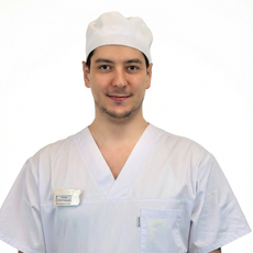 Шмидт Артур Юрьевич, стоматолог-хирург