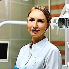 Евстратова Юлия Андреевна, ортодонт