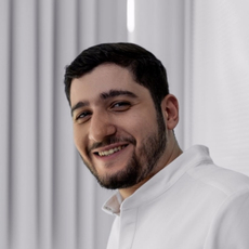 Петросян Артем Арменович, стоматологический гигиенист