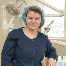 Ткачева Оксана Сергеевна, стоматолог-терапевт