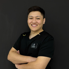 Суюнбеков Нурбек Суюнбекович, стоматолог-ортопед