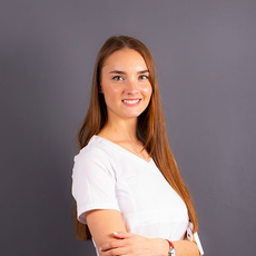 Харкевич Екатерина Олеговна, стоматолог-терапевт