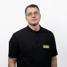 Каланаков Глеб Геннадьевич, стоматолог-хирург