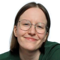 Алгоева Александра Евгеньевна, стоматолог-терапевт