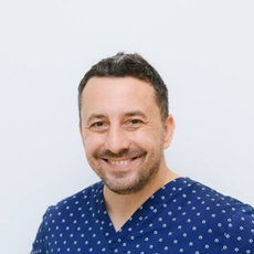 Асташкин Павел Вячеславович, пластический хирург